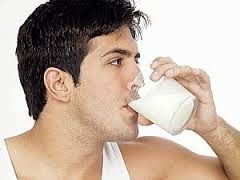 Photo of هل تعلم فوائد شرب كوبين من الحليب يومياً؟؟!