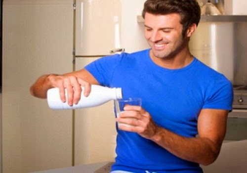 Photo of هل تعلم فوائد الحليب لصحة الرجل؟!