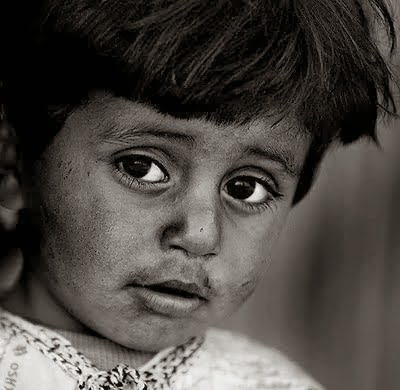 Photo of الطفلة الغنية التى ارادت احراج طفلة فقيرة فى المدرسة وكيف ردت عليها