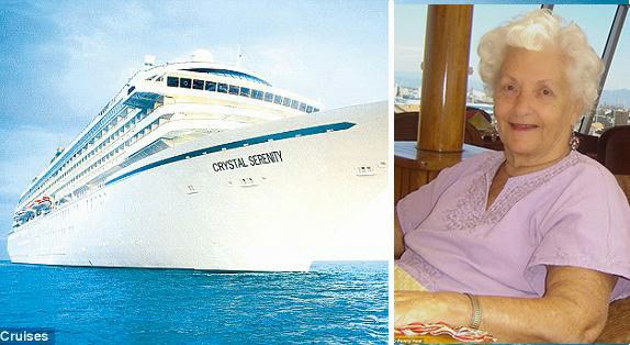 Photo of امرأة تعيش في البحر منذ 18 عاما لتنفيذ وصية زوجها !